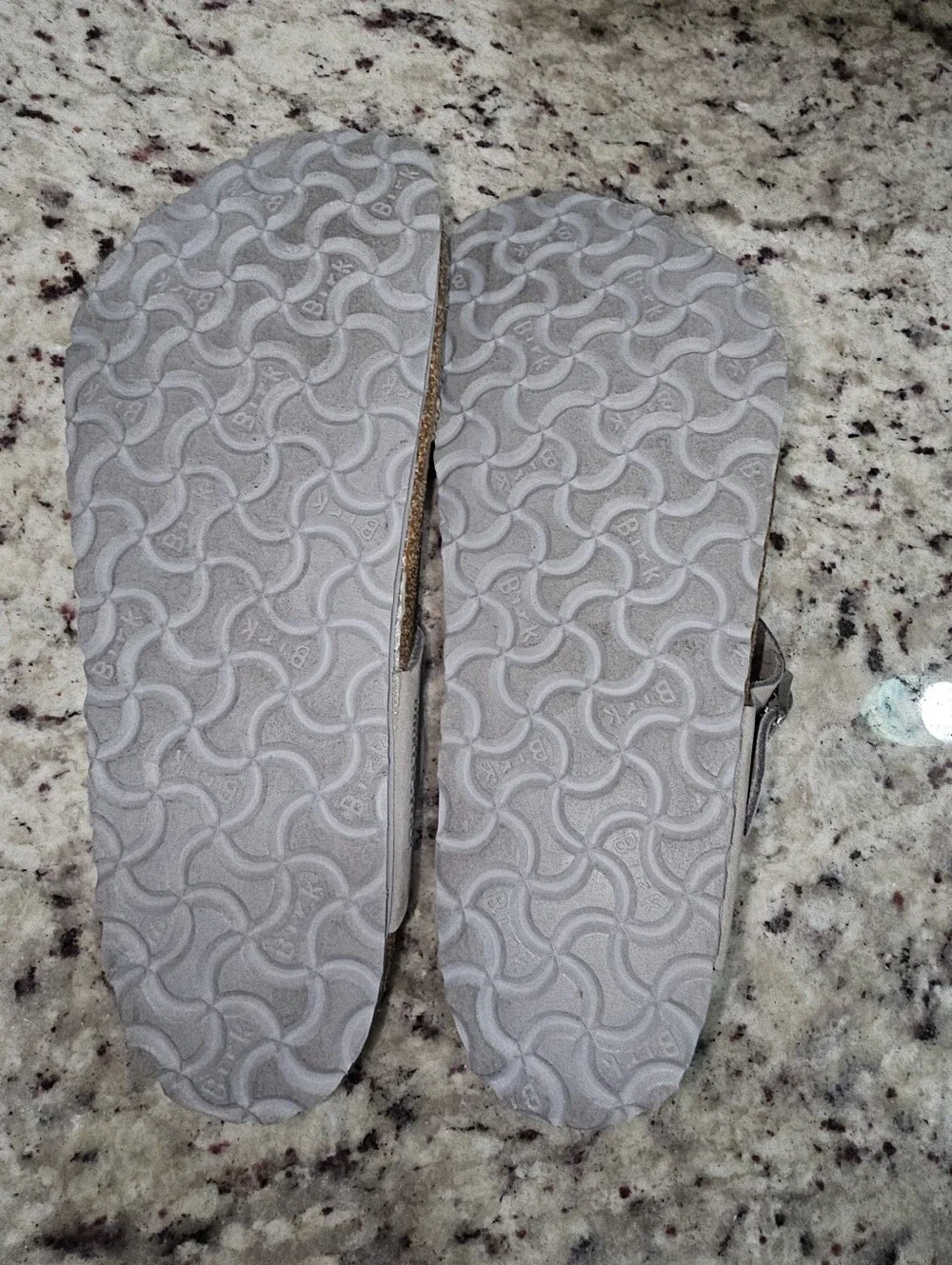 Birkenstock Thong Sandals Gray Nubuck Leather 9/40